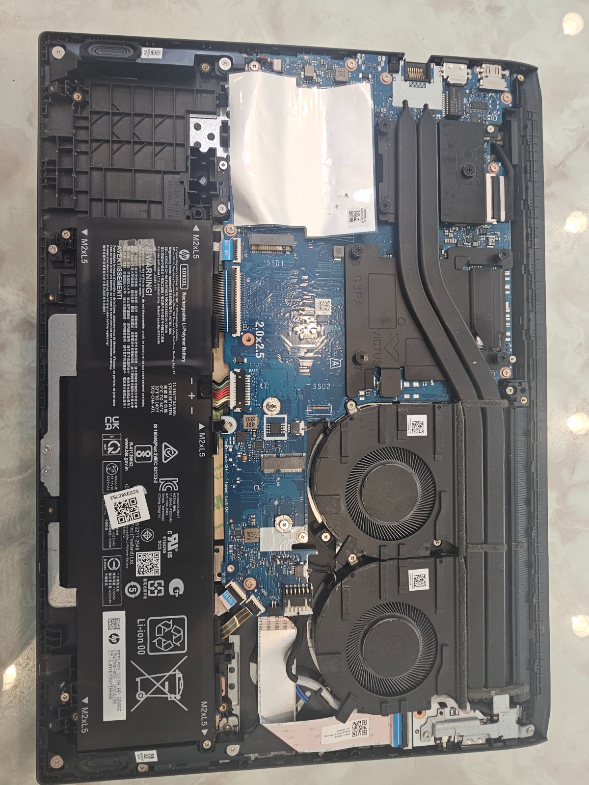HP Victus 15-fb1013dx 15.6″ Ryzen 5 NO RAM / NO SSD “SOLD AS IS”