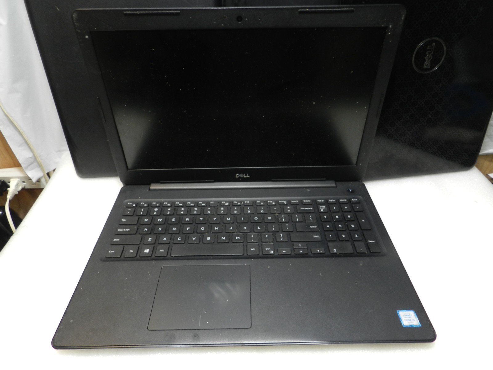 5 Laptops– Dell/HP Untested for parts or repair (D87J)
