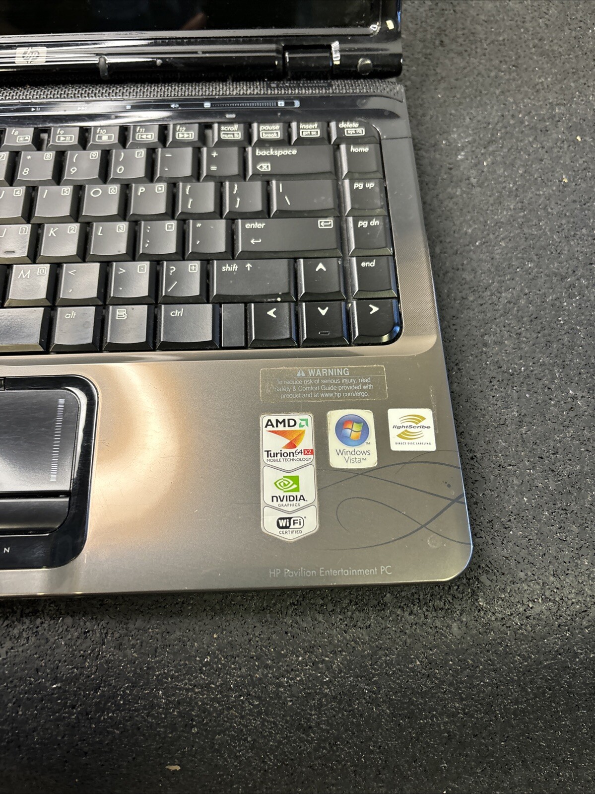 HP Pavilion DV2500 14″ Special Edition Laptop Widescreen 4GB AMD DUAL-CORE 2.10
