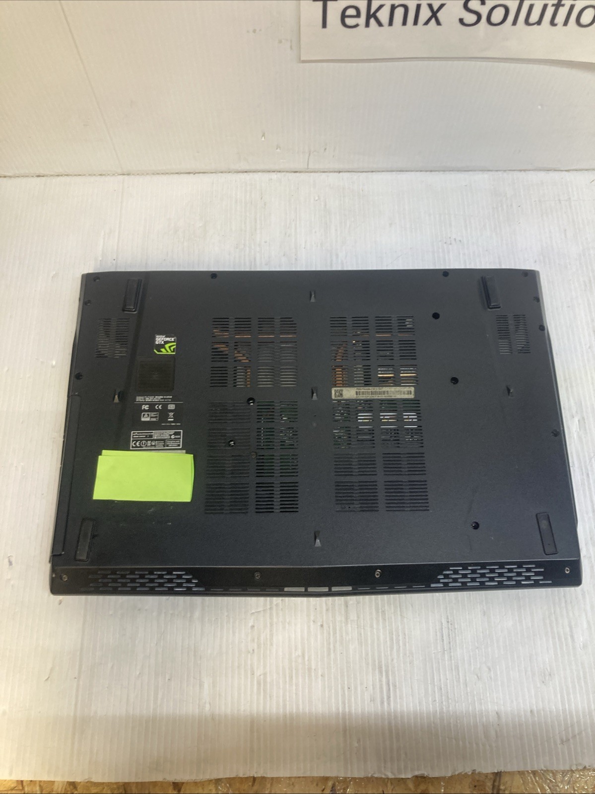 MSI MS‑1791 Intel Core i7 5700 2.7GHz 8 GB RAM 128 GB SSD WIN 11 bad battery