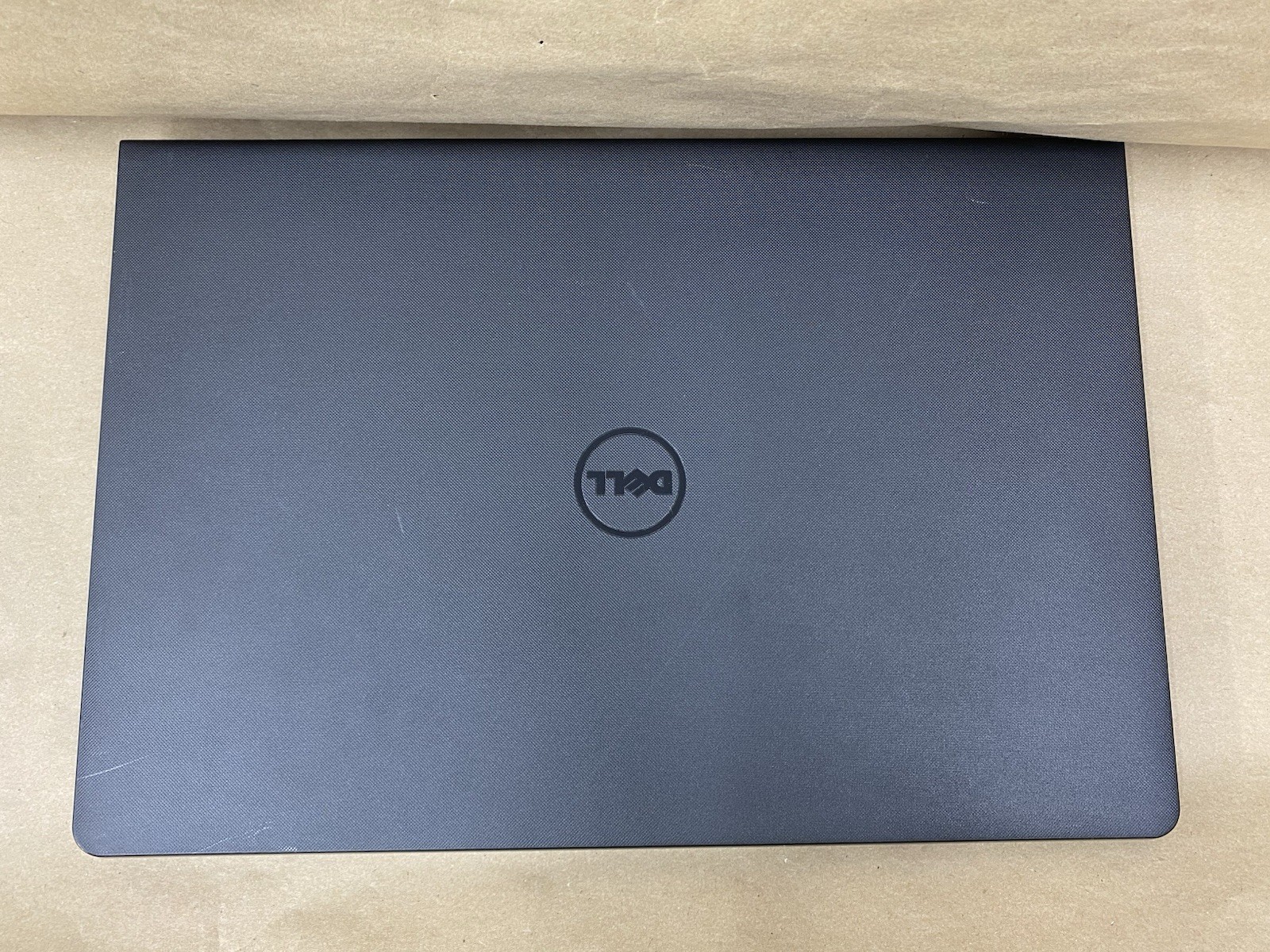 Lot of (2) Dell Inspiron 15-3567 – 15.5″ HD – i3-6006U – No RAM – NO HDD/OS