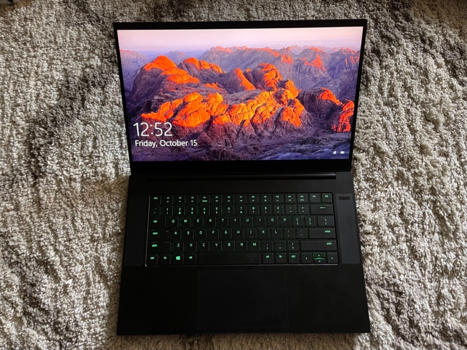Razer Blade 15 Base (2020) FHD 144hz I7 RTX 2070 512 GB Black (RZ0903287E22REFB)