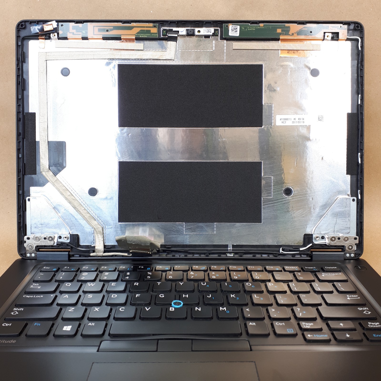 Dell Latitude 5480 14″ Laptop i5-7440HQ 4GB RAM *Working* No DIsplay/SSD H4037