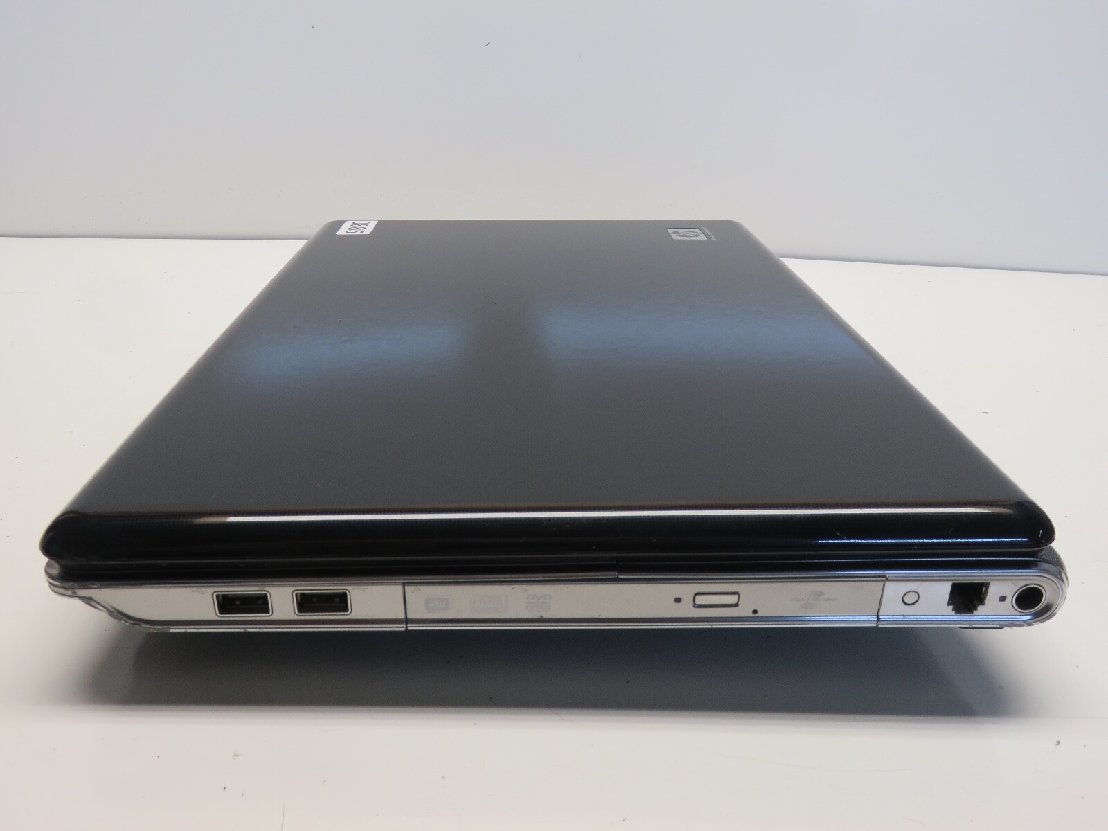 HP Pavilion dv7-1150us Intel Core 2 Duo CPU T5800 2.00GHz 4GB NO HDD No Batt