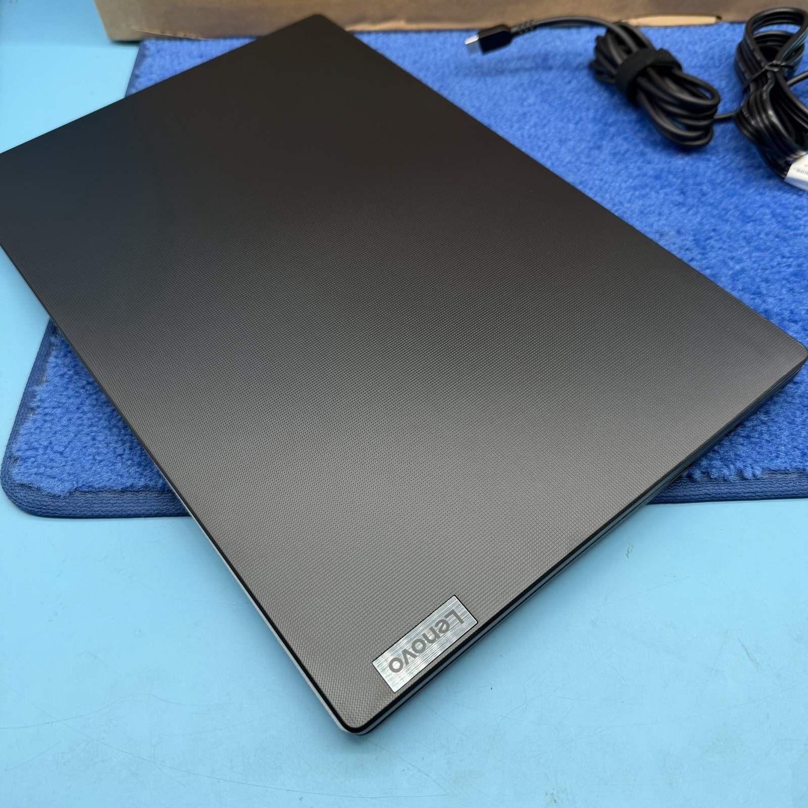 Lenovo V14 G5, 14″ FHD, i7-13620H, 16GB RAM, 1TB SSD, Win 11 Pro