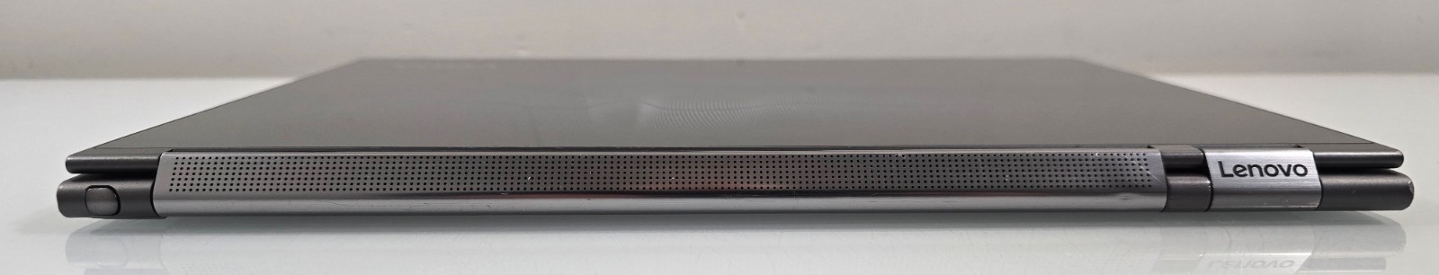 Lenovo Yoga C930-13IKB 13.9″ 4K UHD Touch i7-8550U 1.8GHz 12GB 512GB Grade B