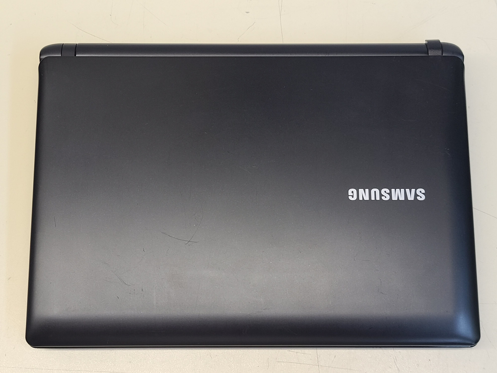 Samsung N145 Plus 10.1″ Atom N455 + 2GB + 250GB + Windows 7 Starter TESTED