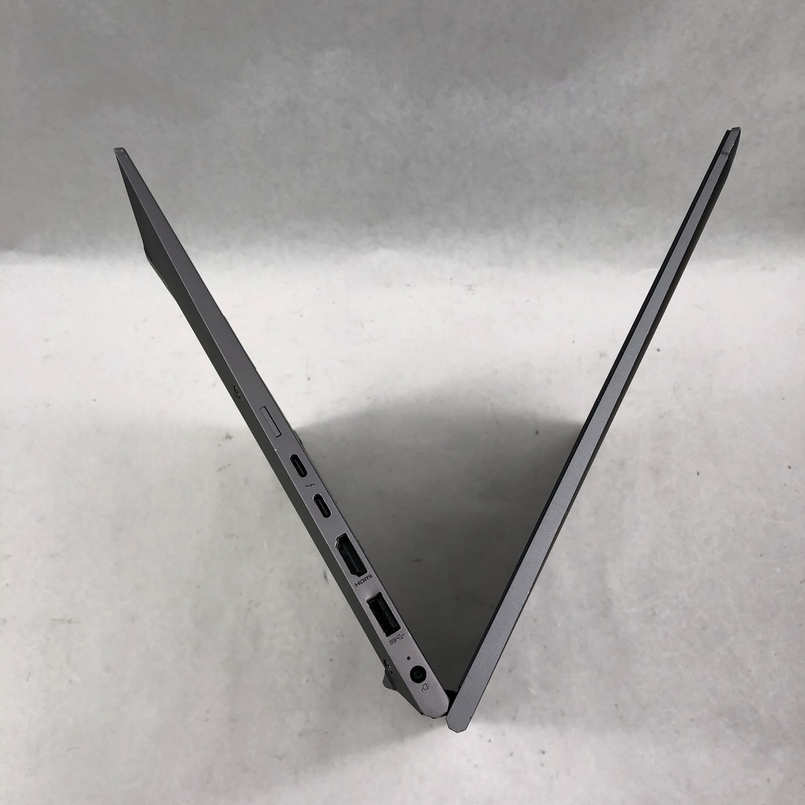 HP ZBook Firefly 15 G8 Mobile Workstation i7-1185G7 16GB RAM 512GB SSD No OS