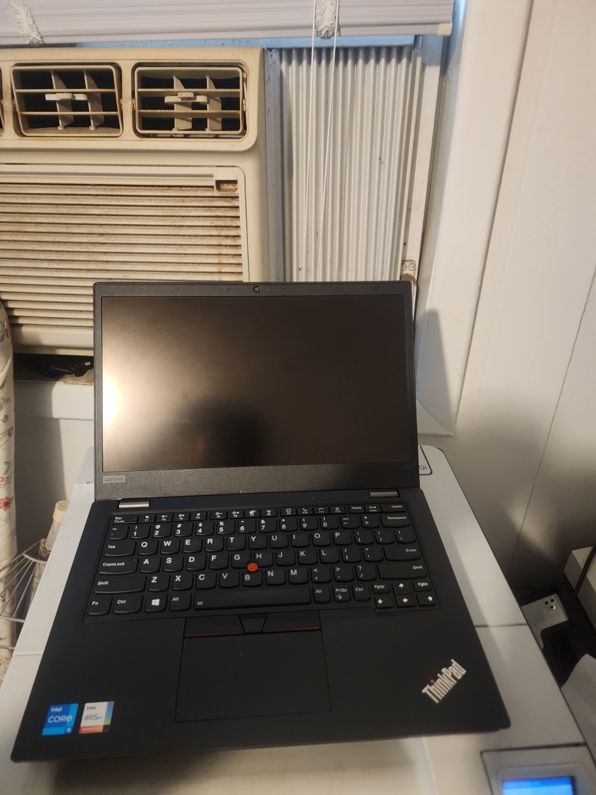 LENOVO L13 GEN 2 – INTEL i5-1135G7 8GB RAM 256gb Ssd COSMETIC READ!