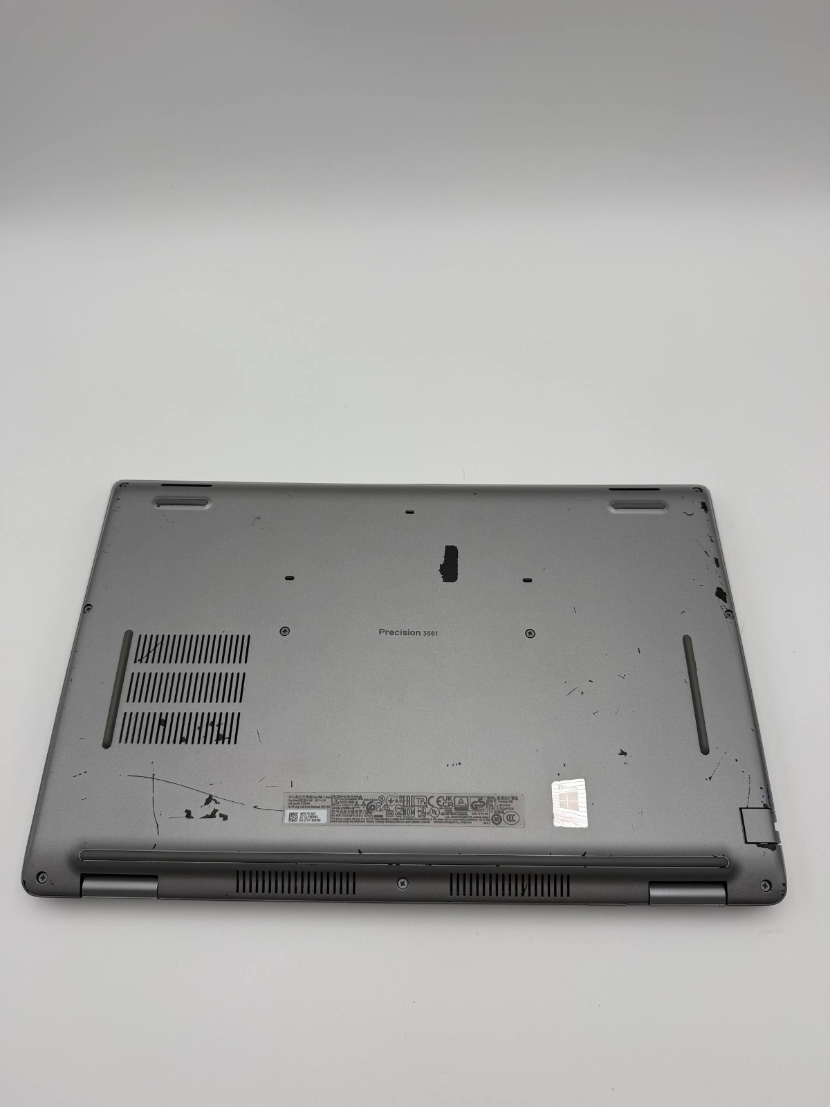 Dell Precision 3561 15.6″ i7-11800H 32GB 512GB NVMe SSD Nvidia T600 Win 11 Pro