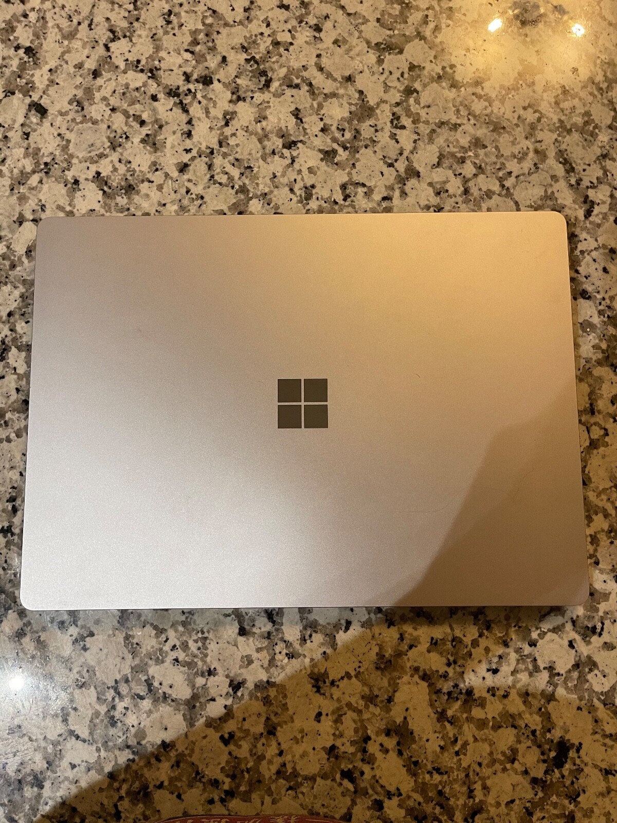 Microsoft Surface Laptop 5 13.5” Touch (256GB SSD, Intel Core i5 12th Gen.,…