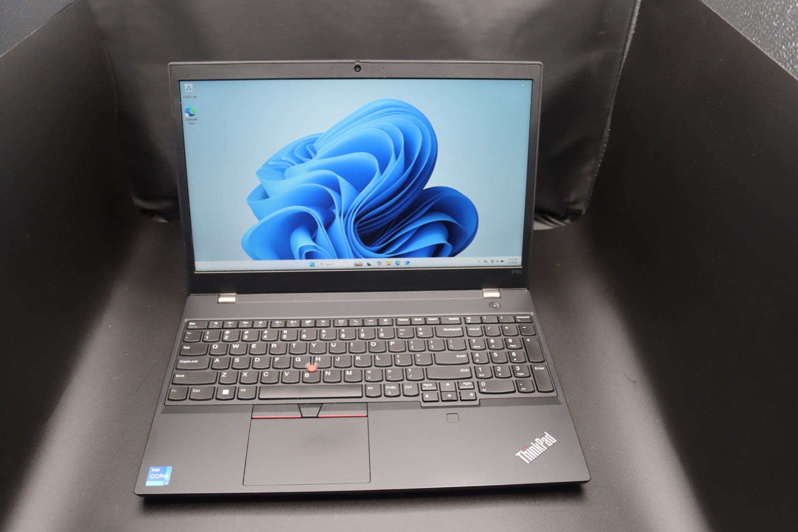 Lenovo ThinkPad P15v Gen 3 15.6″ i7-12700H 32GB Ram 500GB SSD NVIDIA T1200+Dock
