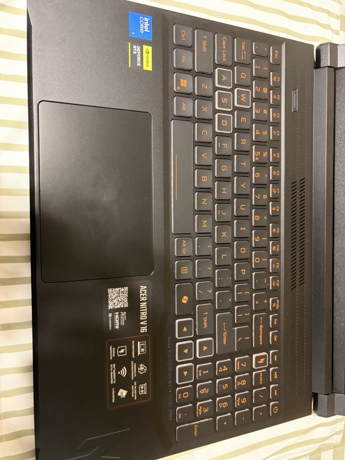 Acer Nitro V16
