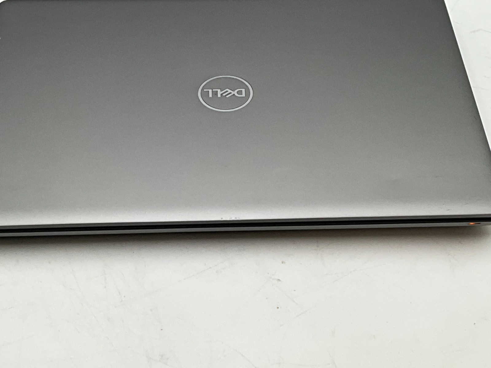 DELL Precision 7560 i7-11850H 2.50 32GB 1tb T1200 15.6″ WIN11 Laptop 5NTF5M3
