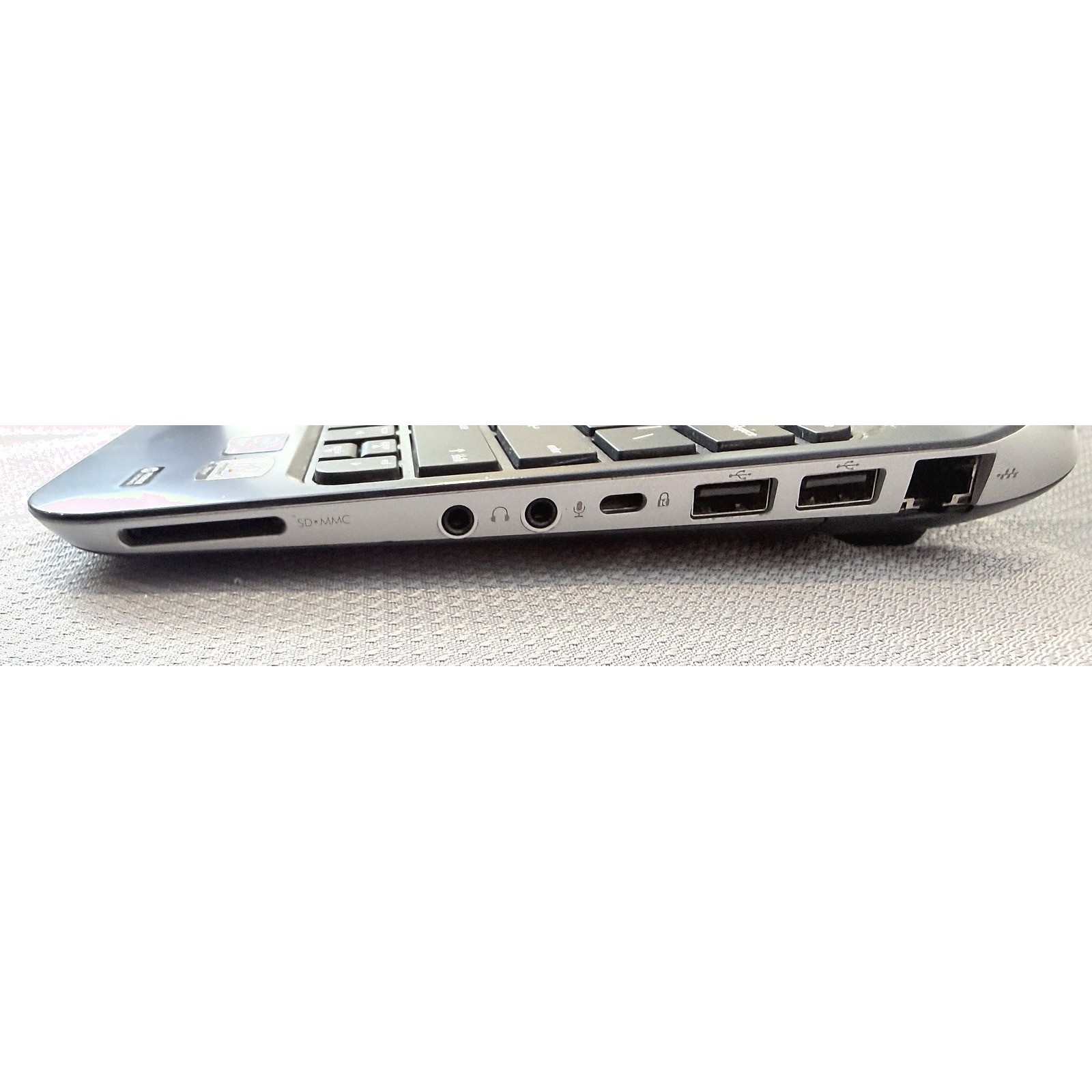 HP Mini 210-4150NR Beats Audio 10.1″ Netbook, Windows 7 – Works, No Power Cord