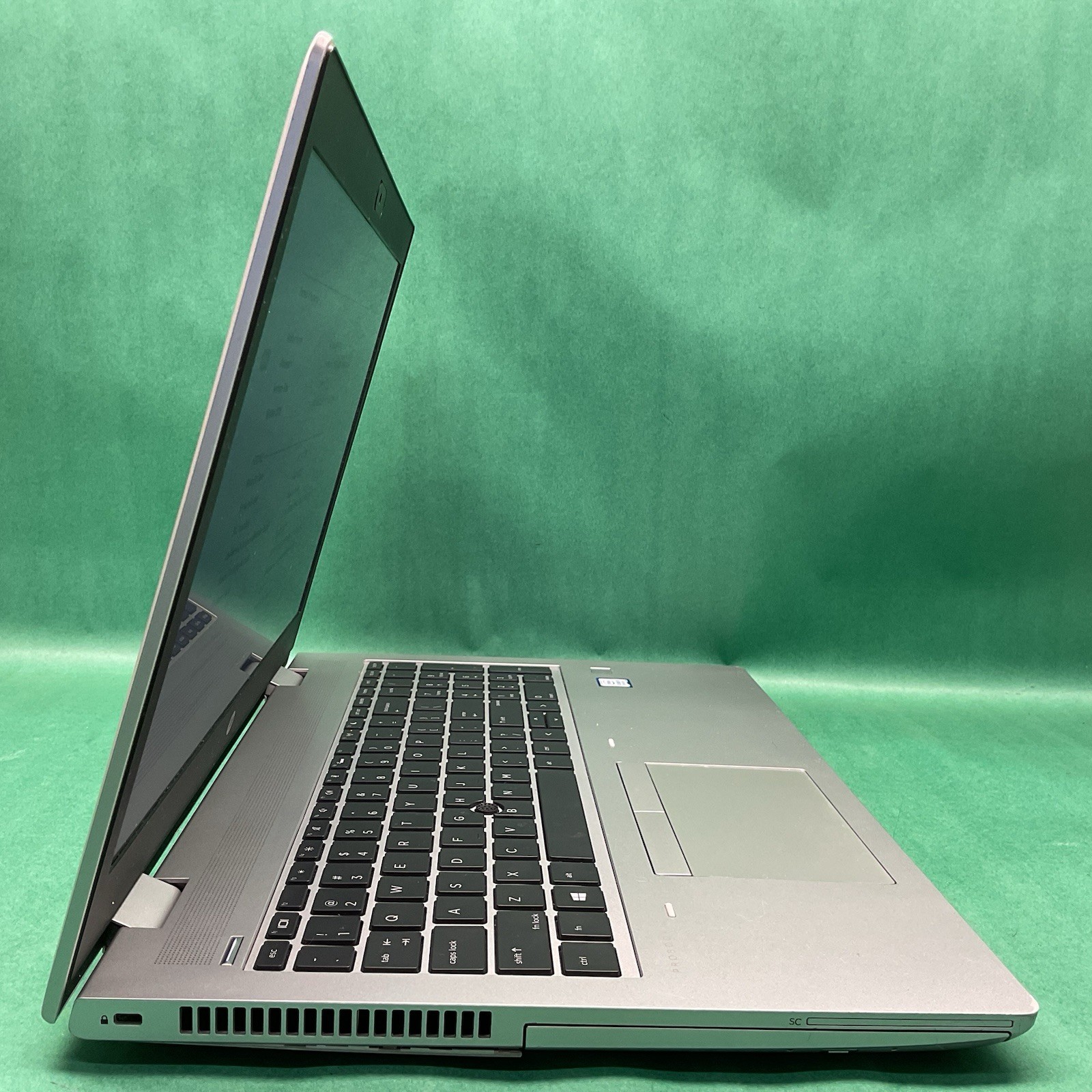 HP Probook 650 G5 – Powers On – NO HARD DRIVE- Untested
