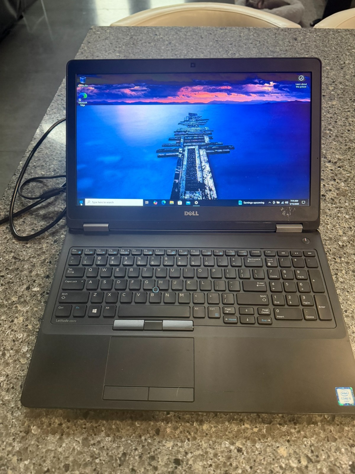 DELL LATITUDE E5570 15.6″FULL HD i5-6440HQ 8GB RAM 256GB NVMe SSD WINDOWS 11 PRO