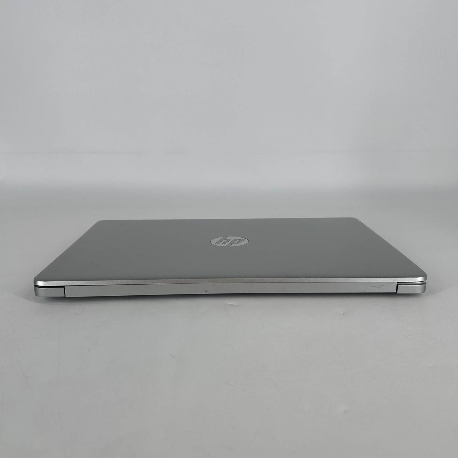HP Pavilion 15 FHD 2.0 GHz Ryzen 7 4700U 16GB 256GB SSD Very Good – Frame Split