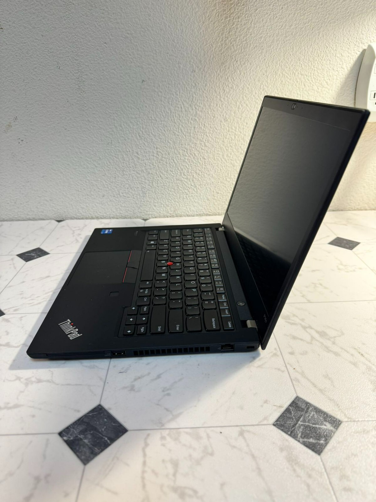 Lenovo ThinkPad P14s Gen2 i7-1165G7 16GB RAM 512GB SSD 14” FHD NVIDIA T500 6122