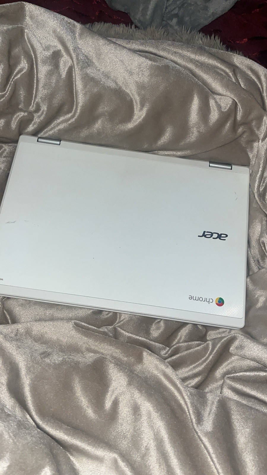 Acer Chromebook 11 N15Q8 Intel, White With Case Comes With Charger