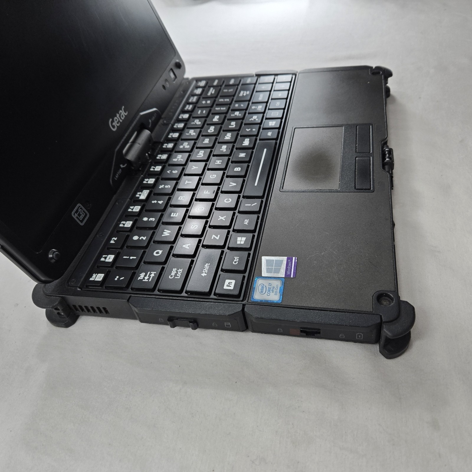 Getac V110 G5 Rugged Toughbook i7-8665U 256GB SSD 8GB Win11 4G – GPS — Grade C