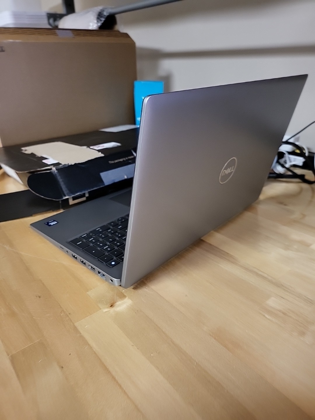 Dell Latitude 5550 i7-155U 16GB 512GB BT5.3 WiFi6E 15.6F W11P