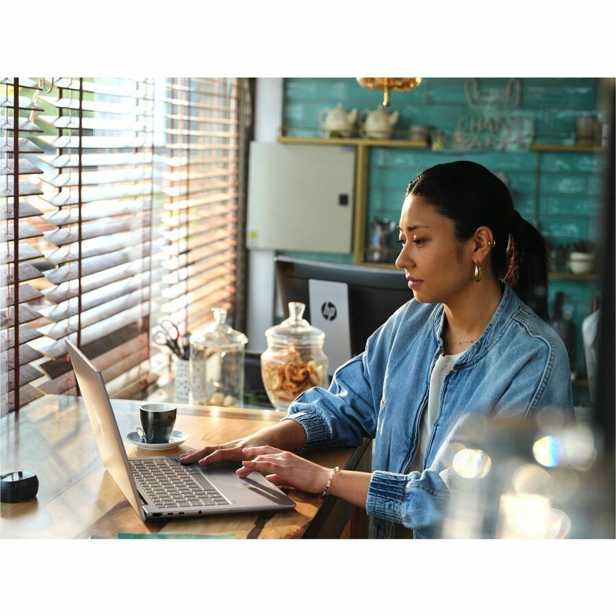 HP ZBook 8 G1ah 14 Mobile Workstation – WUXGA – AMD Ryzen 5 PRO 230 – 16 GB – 5