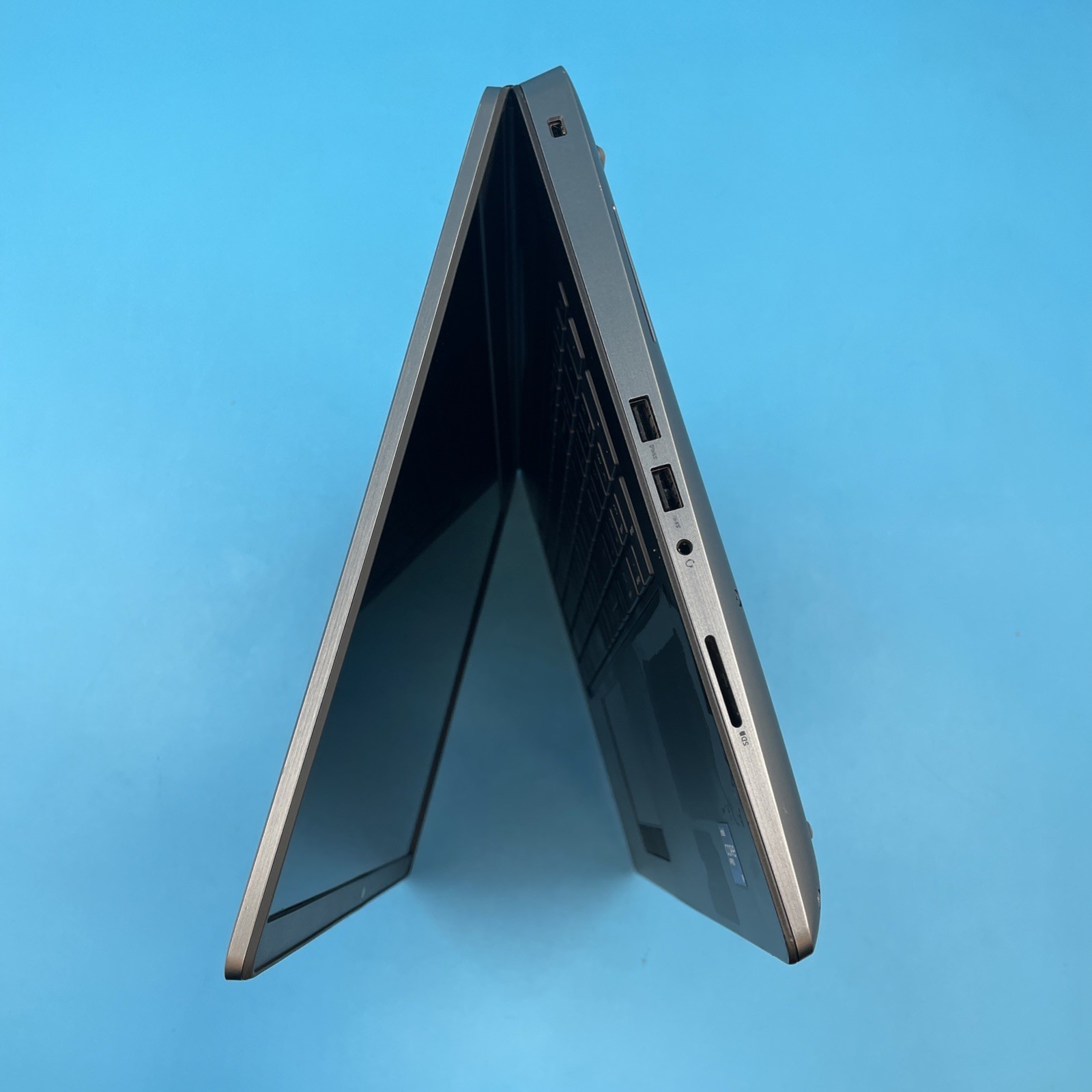 Dell Precision 7760 | i9-11950H | 64GB RAM | NO DRIVE | A4000 | NO OS | 51% BATT