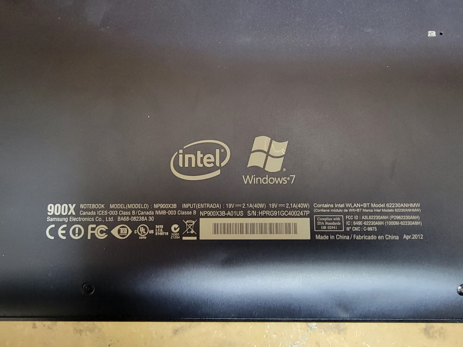 Samsung Notebook NP900X3B 13.3″ Laptop i5-2467M 4GB RAM 128GB SSD Win 7 Home Pre
