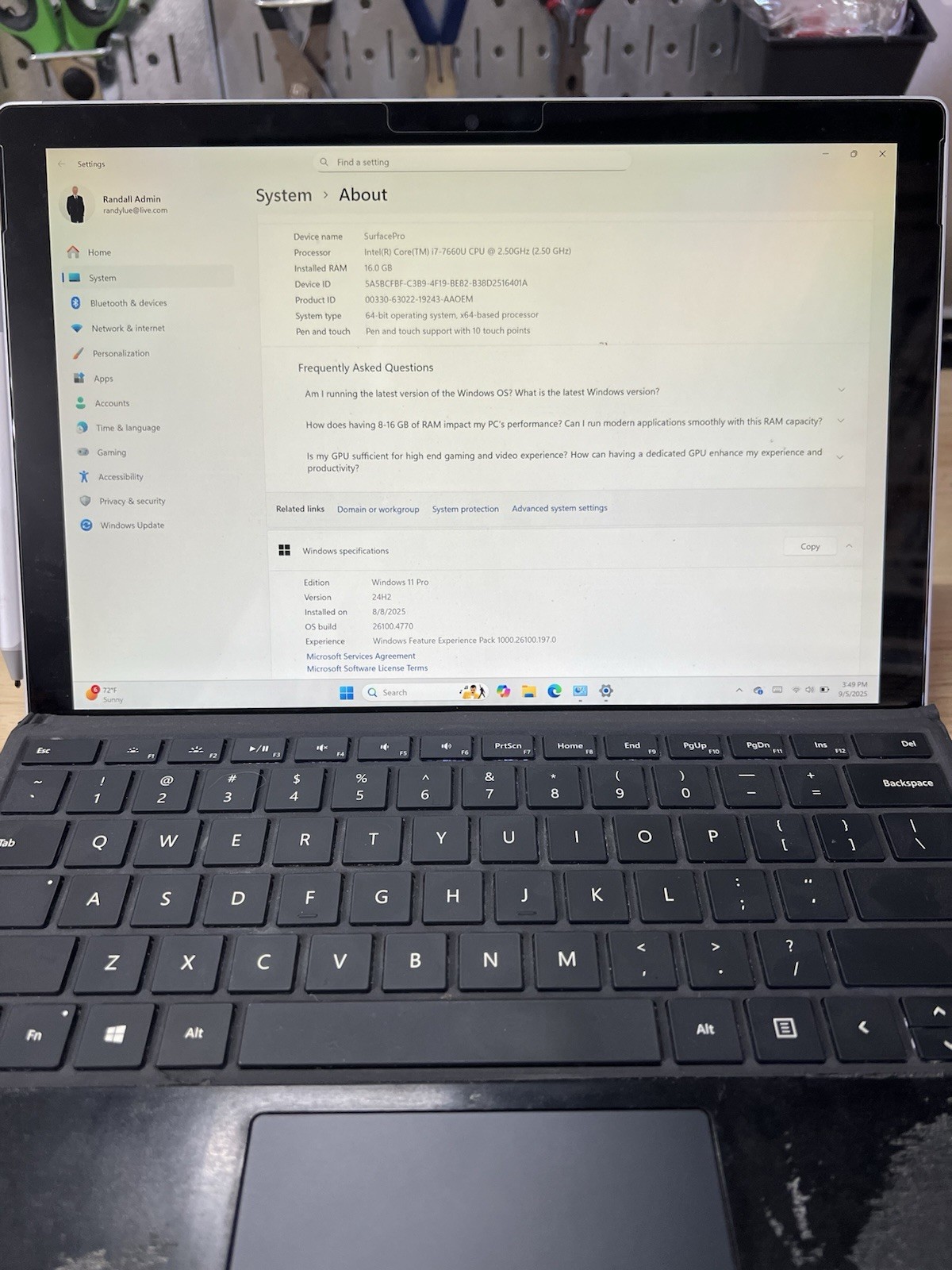 Microsoft Surface Pro 5th Gen 1796 i7-7660U @ 2.50GHz 16GB RAM 512GB SSD