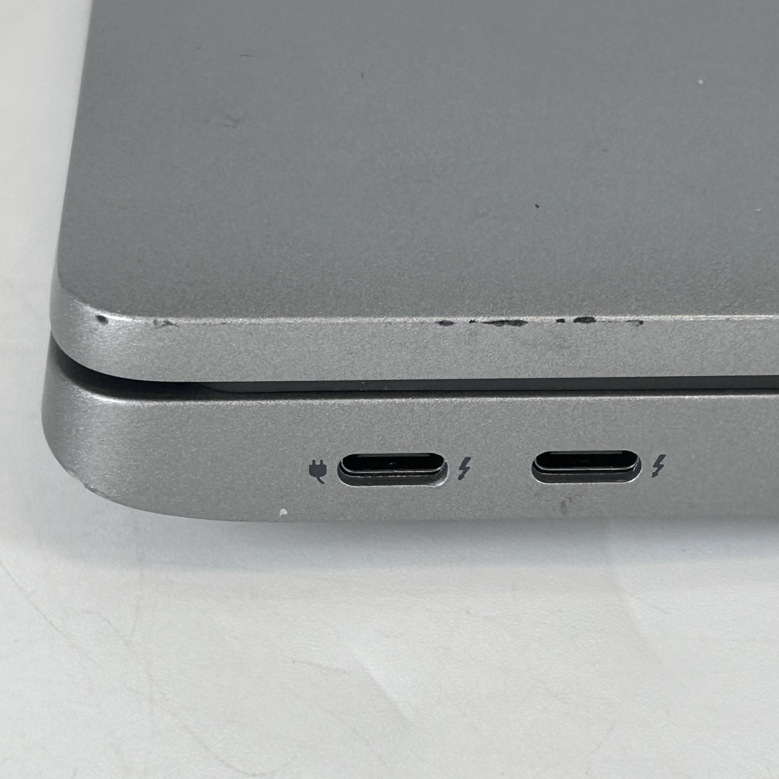 Dell Precision 3571 15.6 Gray FHD 2.7 GHz i5-12600H 16GB RAM 256GB SSD Good
