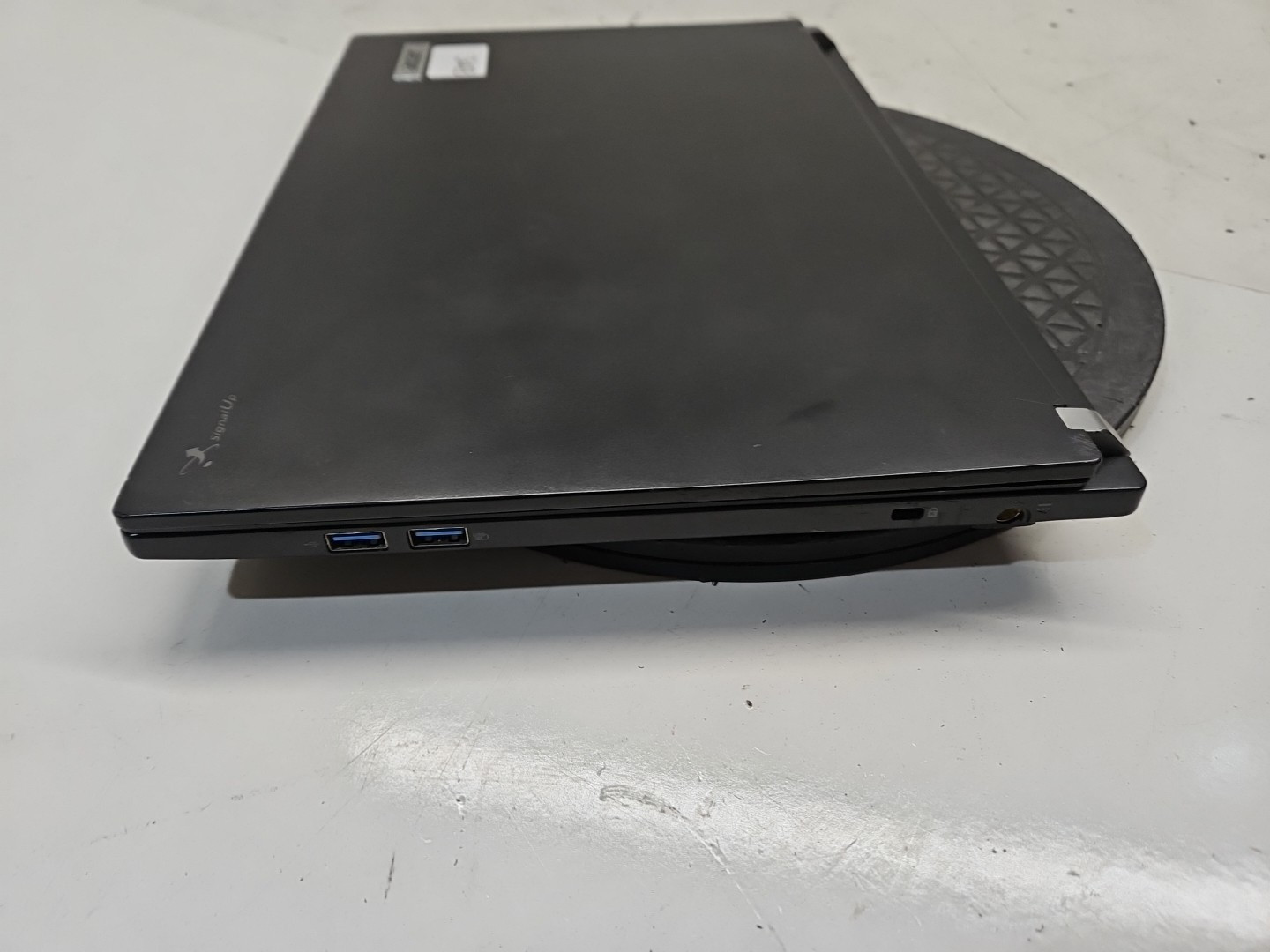 Acer TravelMate P645 V4da2 Intel i7-4500U 1.8GHz 2 GB NO HDD No Batt READ