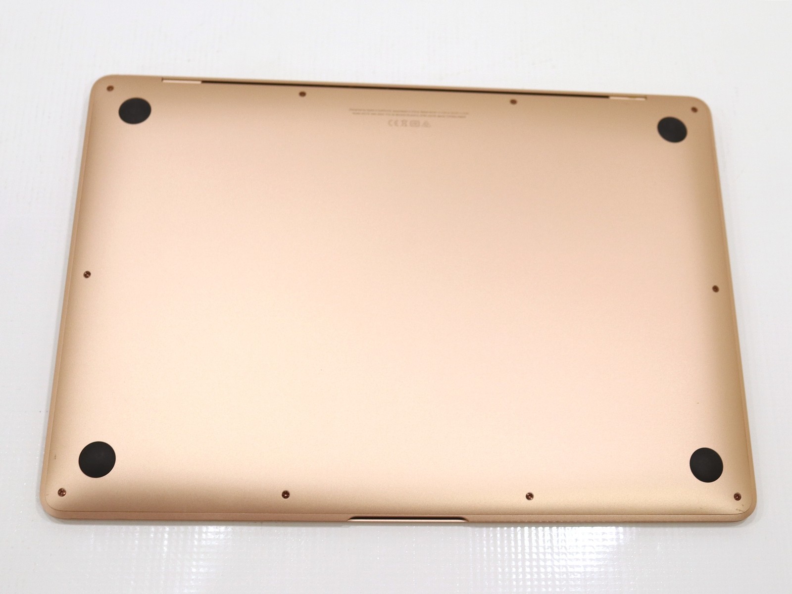 Apple MacBook Air Retina 13″ A2179 Core i3 8GB 256GB SSD – Bad Battery Read