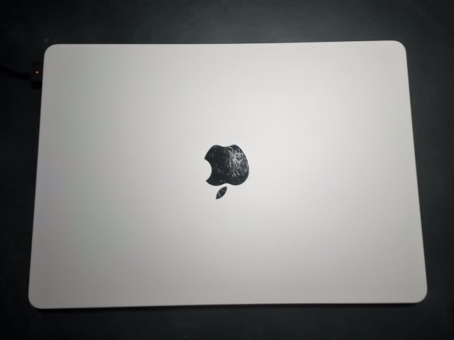 APPLE MACBOOK AIR A2681 (ALS029857)