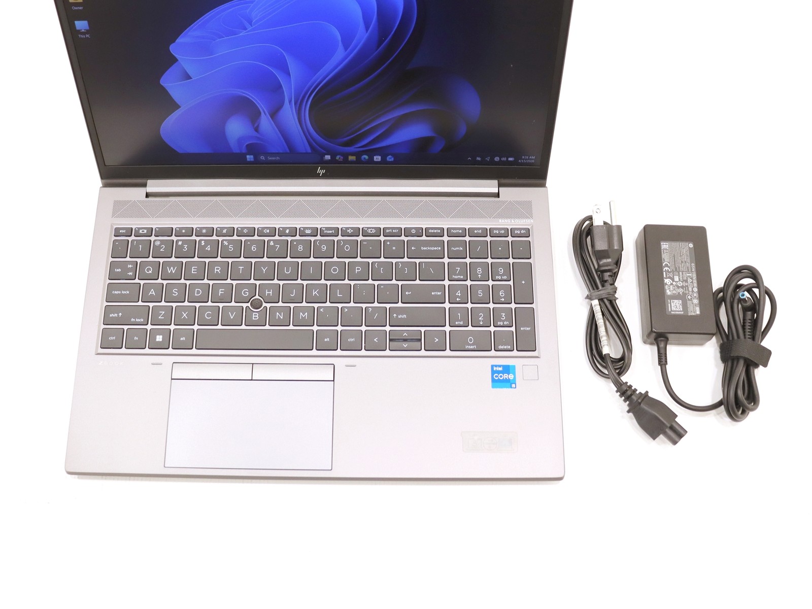 HP ZBook Firefly G8 Mobile Workstation 14″ Intel i5-1145G7 16GB 256GB NVMe W11P