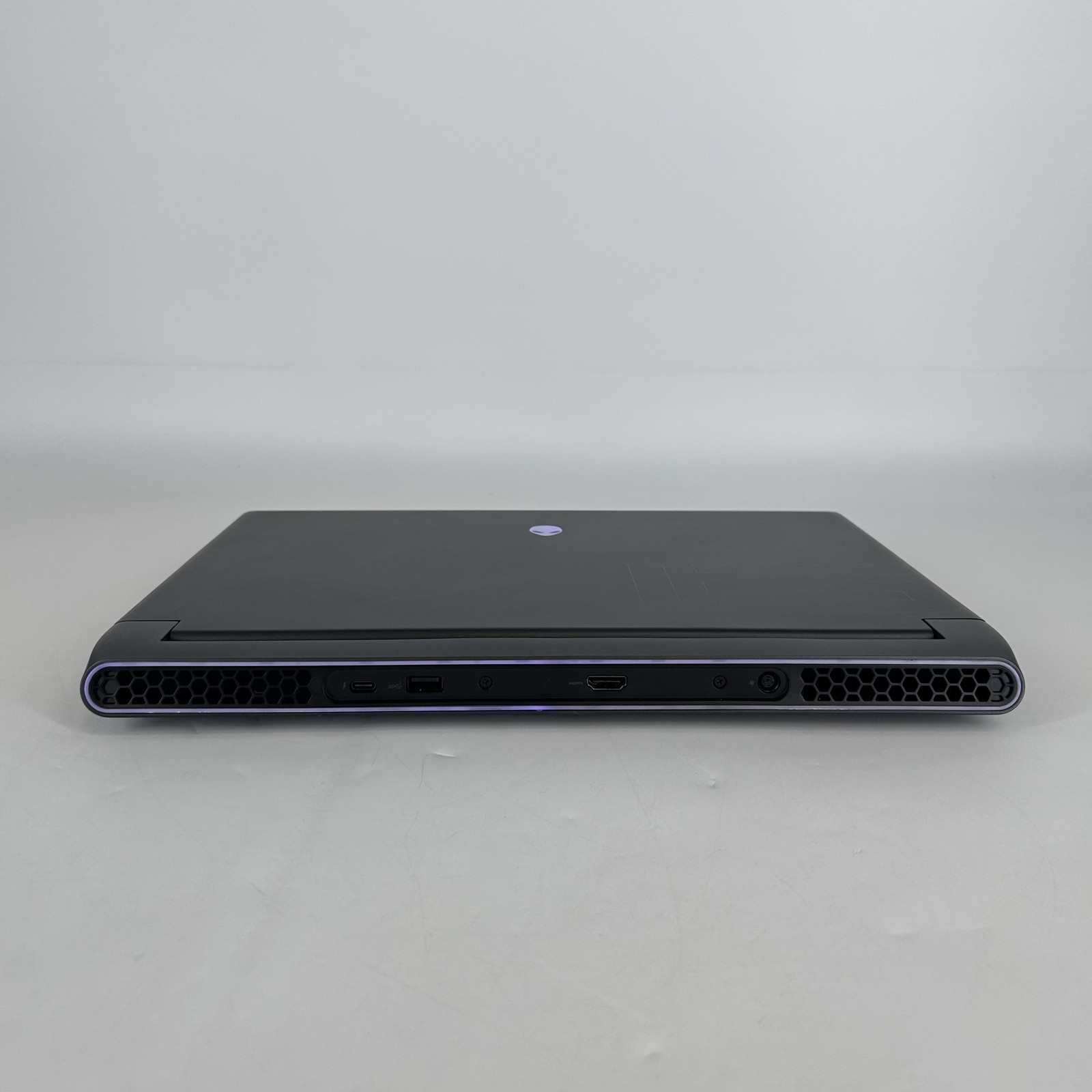 Dell Alienware m15 R7 240Hz 2K 2.5 GHz i9-12900H 32GB 1TB SSD RTX 3080 Very Good