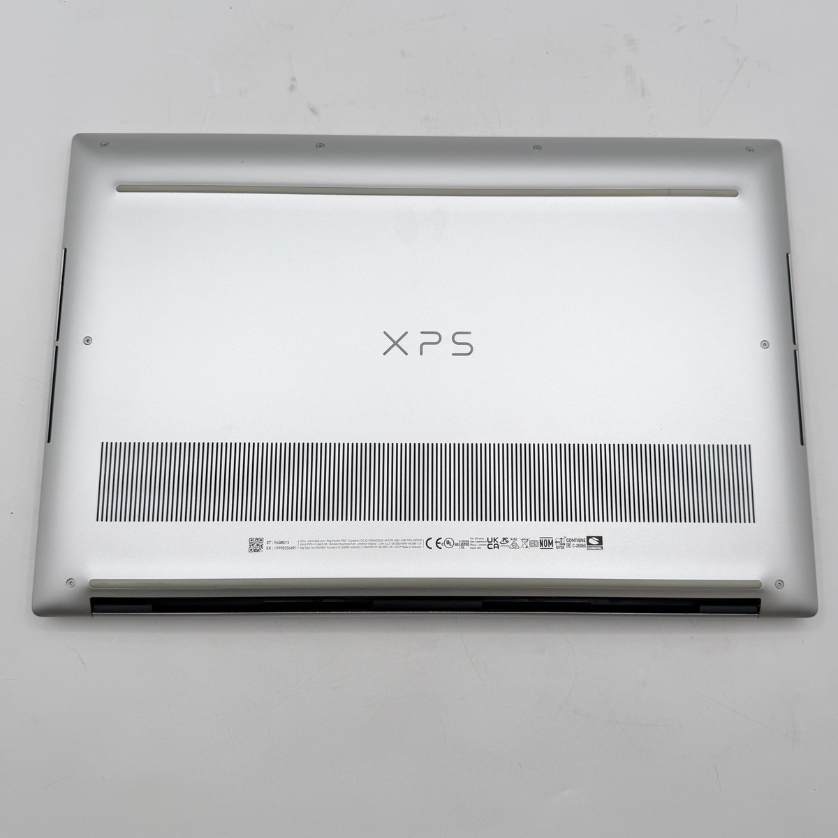 Dell XPS 9530 15.6″ i7-13700H 16GB RAM 512GB SSD GeForce RTX 4060 (CP2021958)