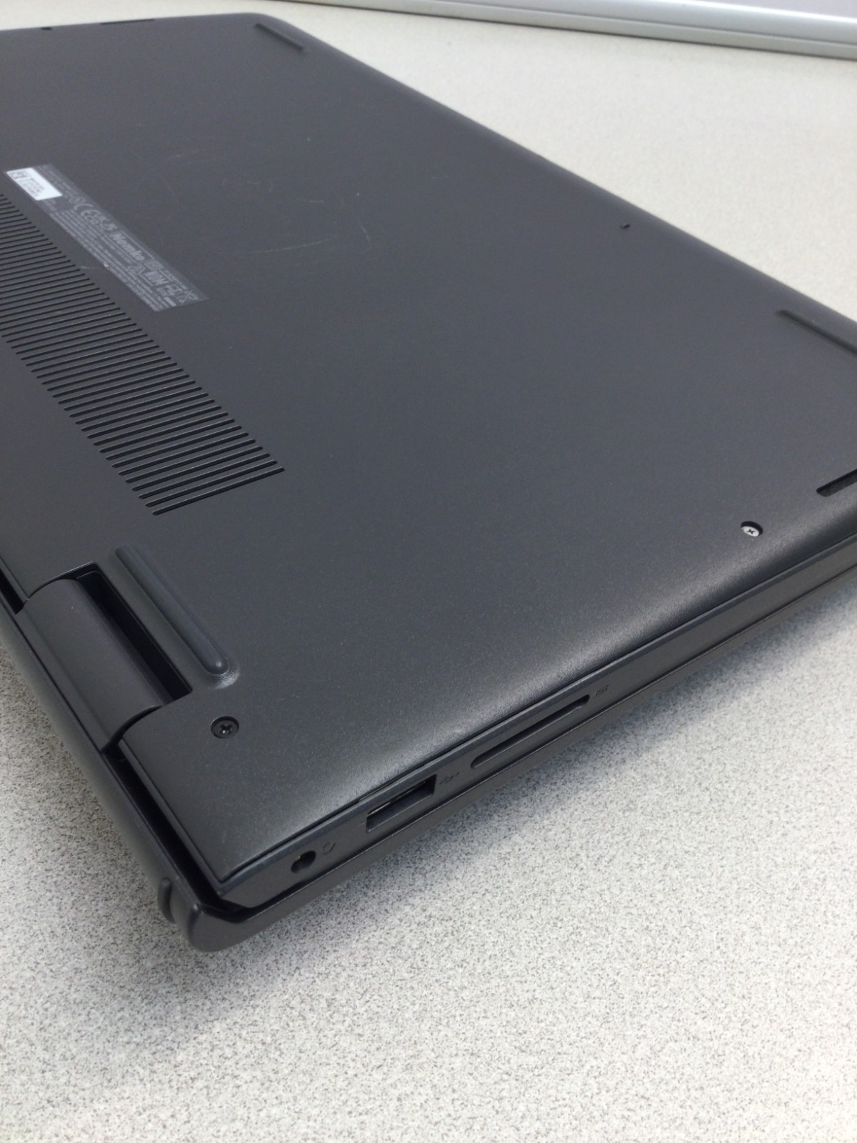 Dell inspiron 15 3530 core i5-1305U 1.30GHz 12GB RAM 256 GB SSD WIN 11 HOME