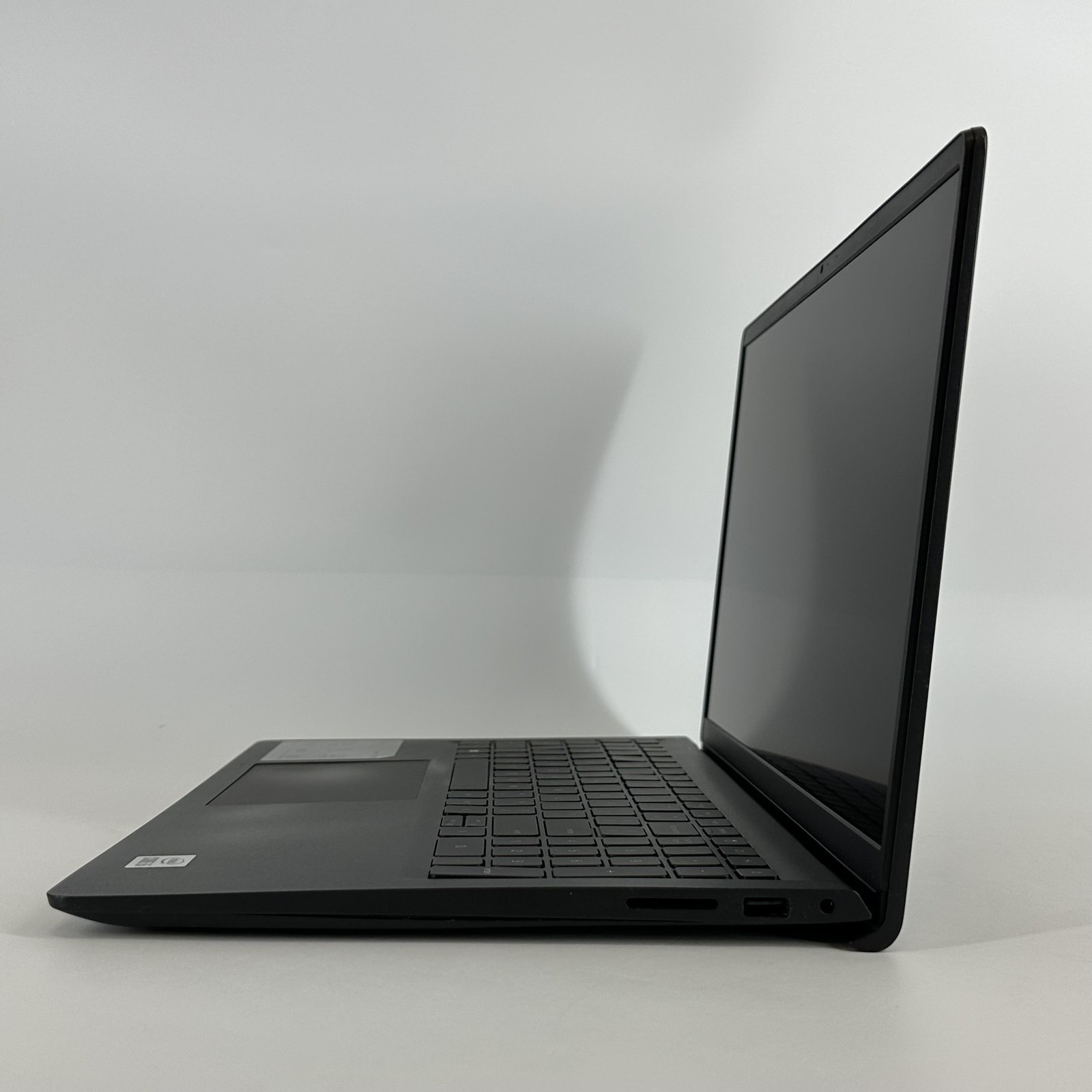 Dell Inspiron 3511 15.6 FHD TOUCH i5-1035G1 1.00GHz 8GB 256GB SSD Good