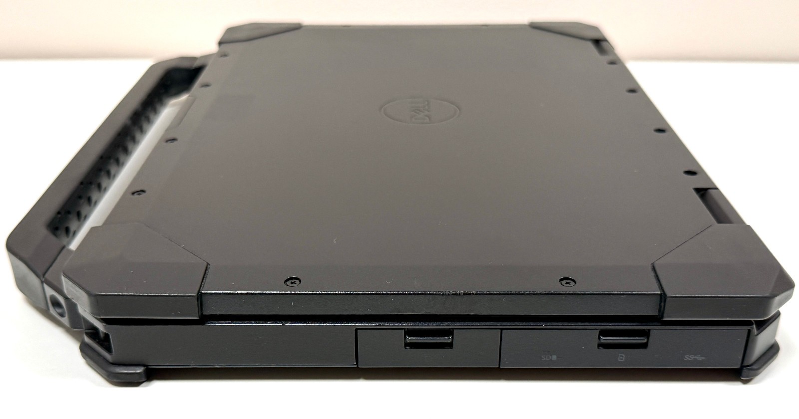 Dell Latitude 5420 Rugged 14″ Touch 1.7GHz Core i5-8350U 32GB RAM NO SSD or OS