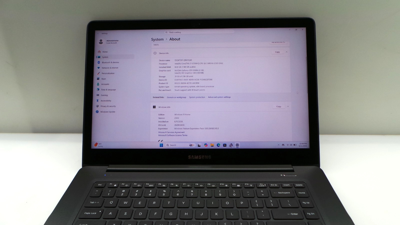 Samsung Notebook NP940Z5L | 15.6″ | i7-6700HQ | 8GB 256GB SSD | Touchscreen