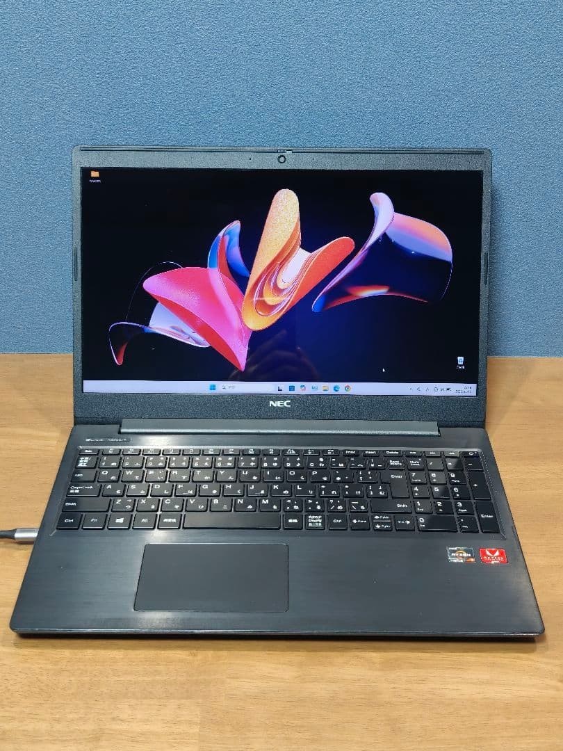 NEC LAVIE Note Standard Ryzen 7 3700U AMD Radeon RX 12GB SSD 256GB Win 11 Home