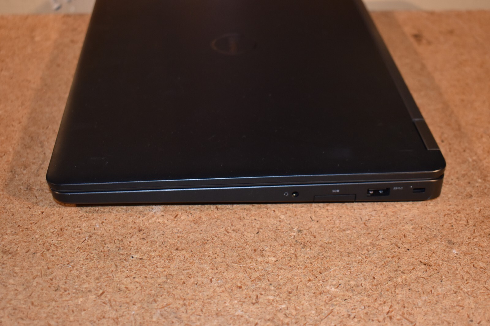 Dell Latitude E5470 Quad Core i5-6440HQ 2.6GHz 256GB SSD Windows 7 Pro 32-bit