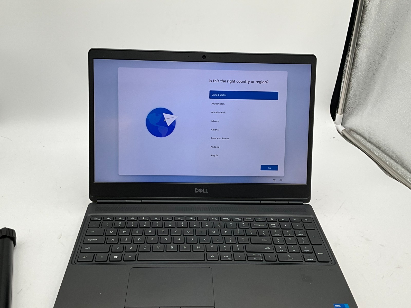 DELL Precision 7560 i7-11850H 2.50g 64GB 1tb T1200 15.6″ WIN11 Laptop GCKC2J3