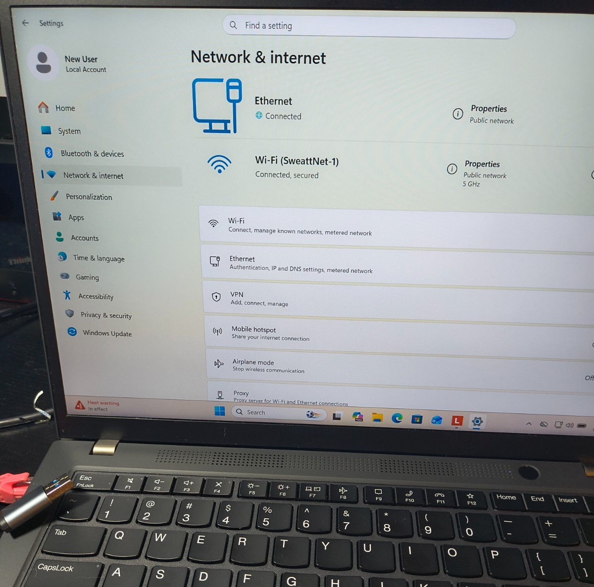 Lenovo ThinkPad T14 Gen 3 i7-1260P 16GB NON-TOUCH Win11Pro 512GB