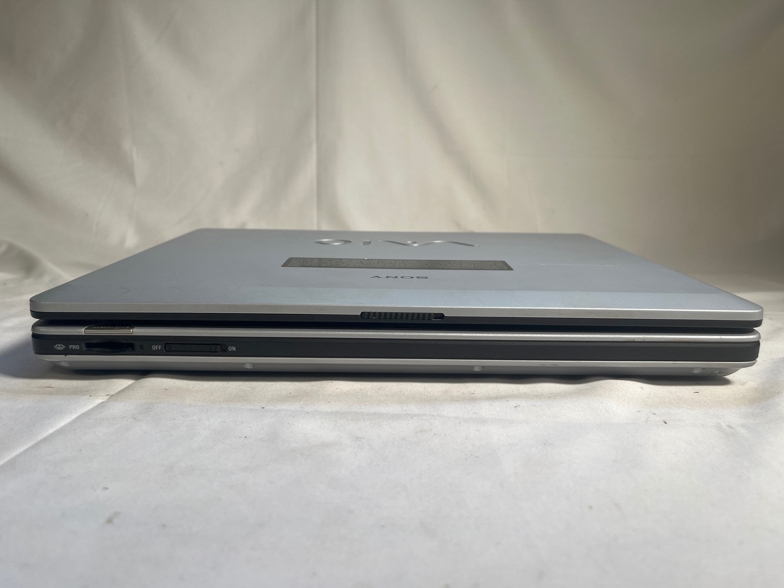 Sony VAIO PCG-K37 (PCG-9S1L) Win XP Pentium 4 3.2GHz 1GB RAM 15.4″