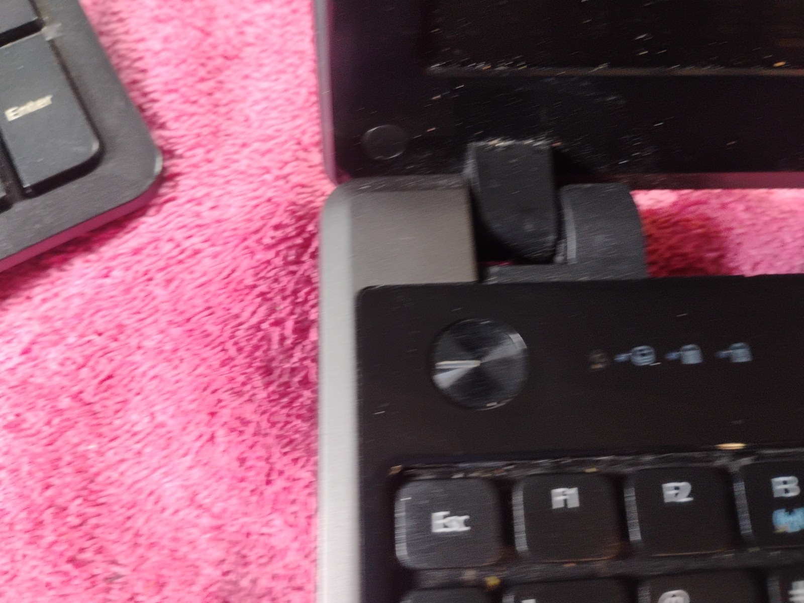 Acer Aspire 5745-5425 non-working for parts – used