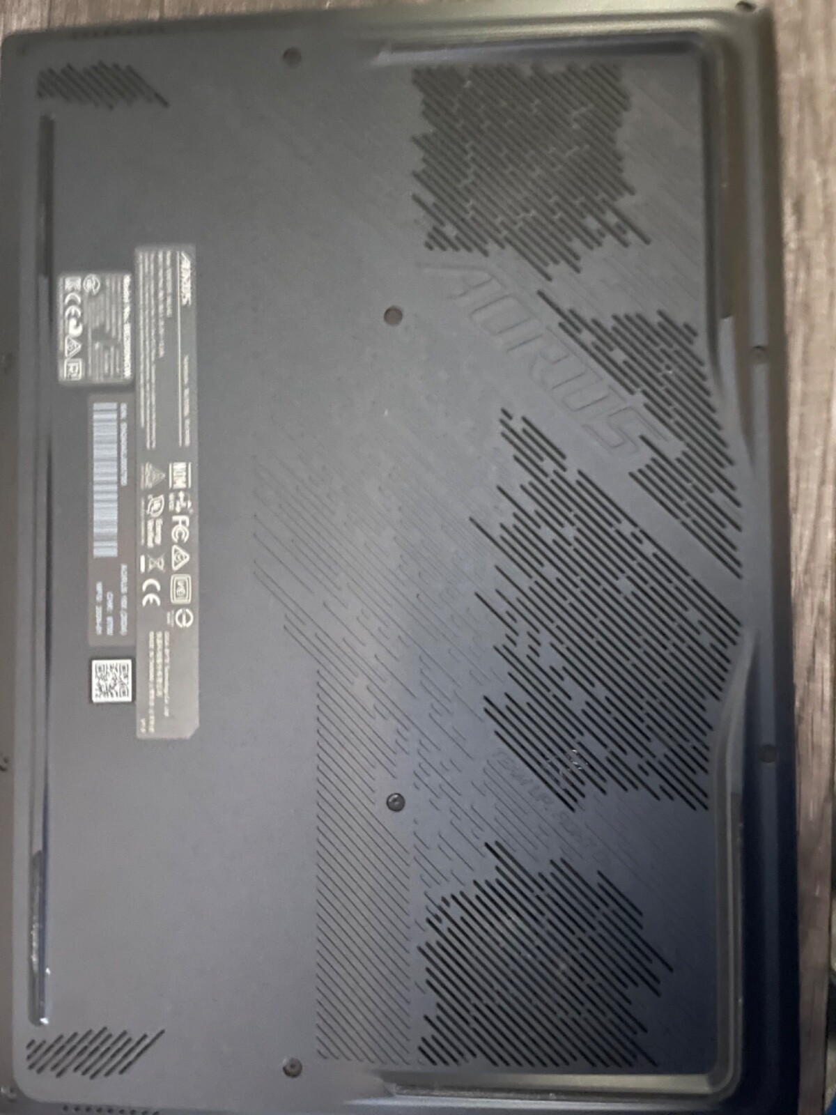 GIGABYTE AORUS 16X Gaming Laptop 165Hz 32GB GeForce RTX4060 1TB SSD Intel i7 Win