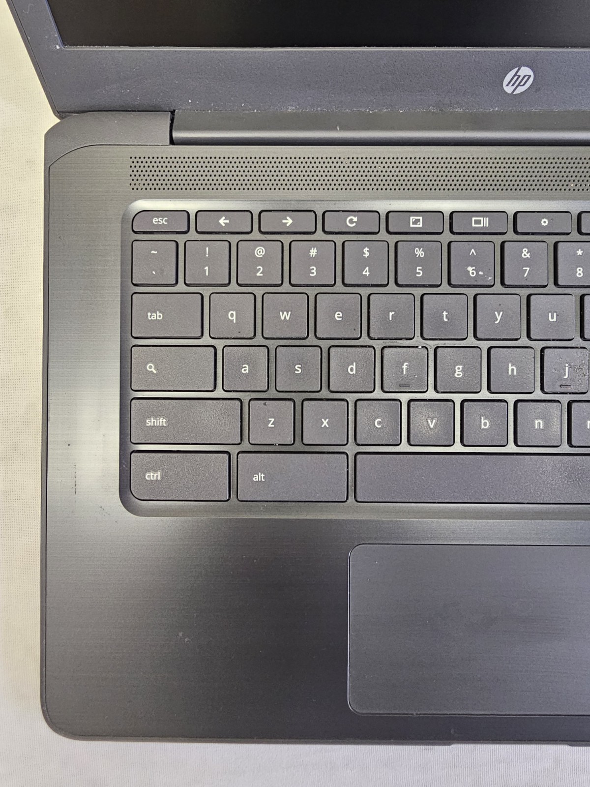 HP ChromeBook 14-db0023dx Laptop – AMD Radeon R4 – 4GB RAM – 2GB SSD – Chrome OS