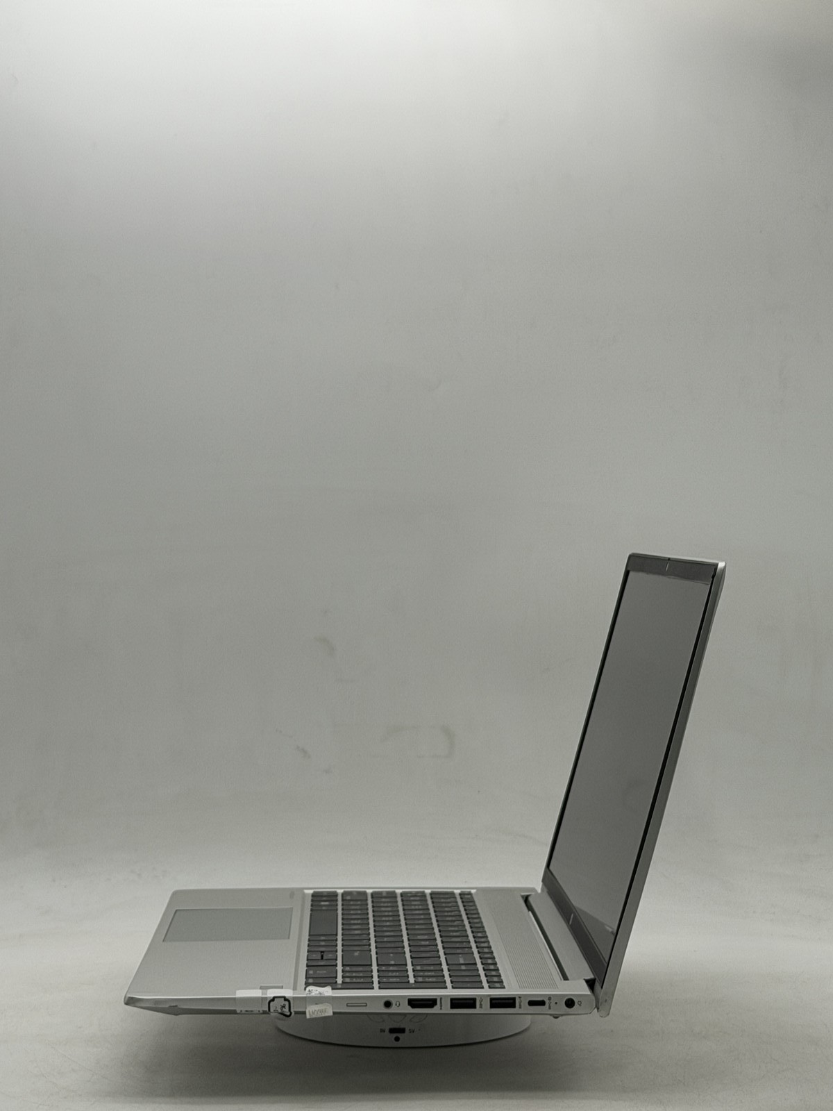 HP ProBook 450 15.6 inch (G9) i3-1215U 8GB 256GB NO OS -READ-
